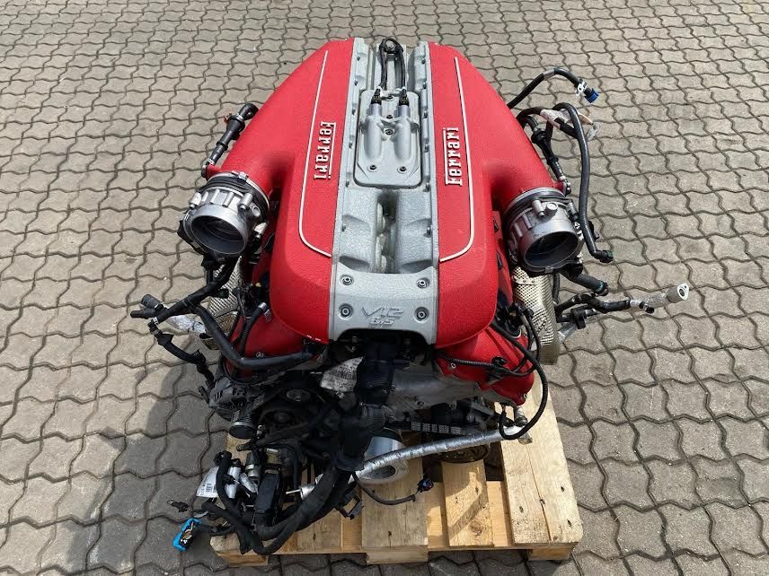 Muellersautos フェラーリ 812 スーパーファスト コンプリートエンジン F140 6.5L F140GA V12