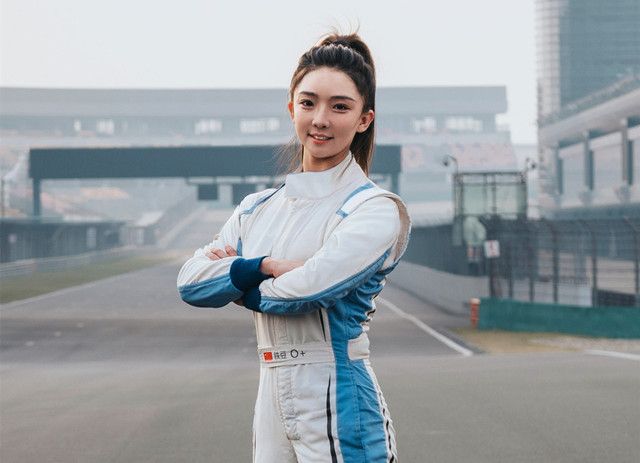 Shi Wei's Galeriya/Mga Larawan/Mga Imahe