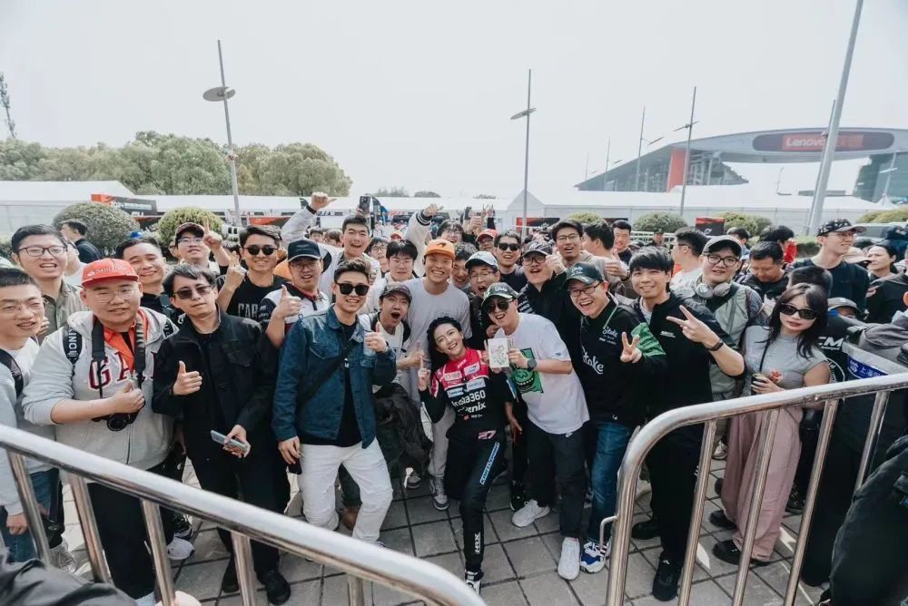 Shi Wei's Galeriya/Mga Larawan/Mga Imahe