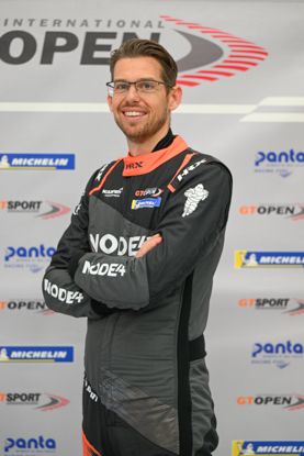 Andrew Gilbert