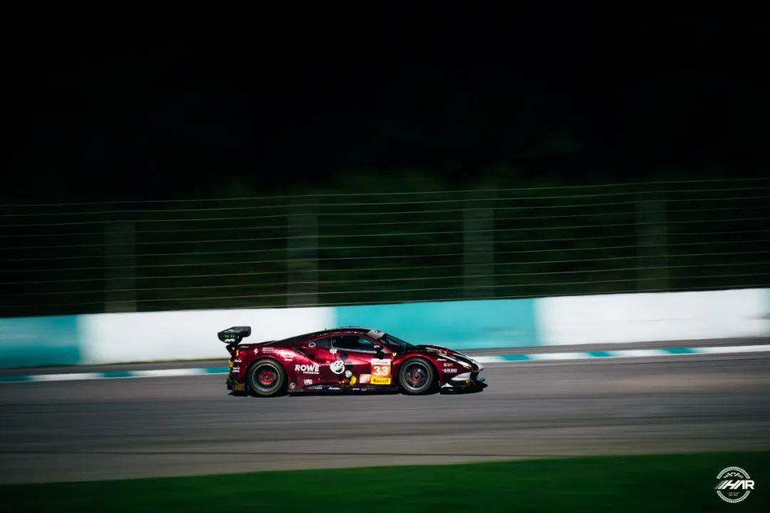 Harmony Racing a 33R spojili svoje sily, aby súťažili v 12-hodinovom vytrvalostnom preteku Sepang