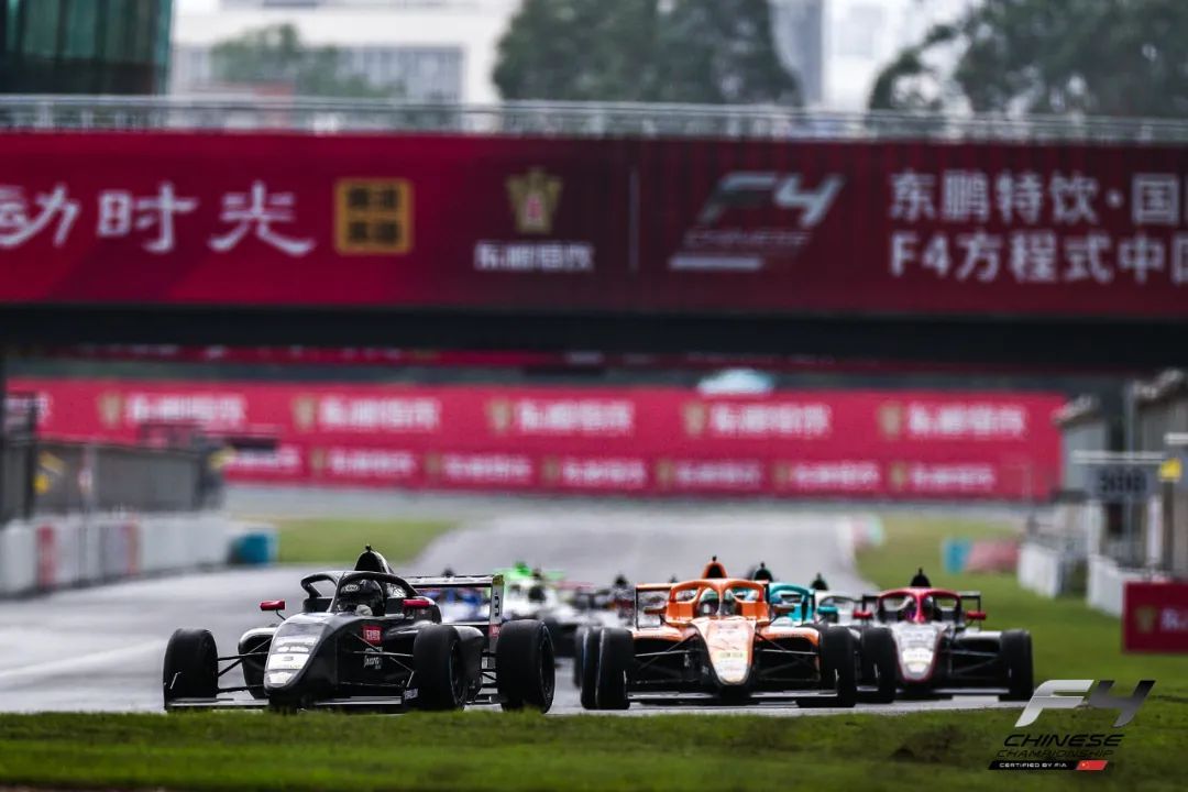 Sezóna mistrovství Číny F4 2025 týmu Pointer Racing se zlepšuje