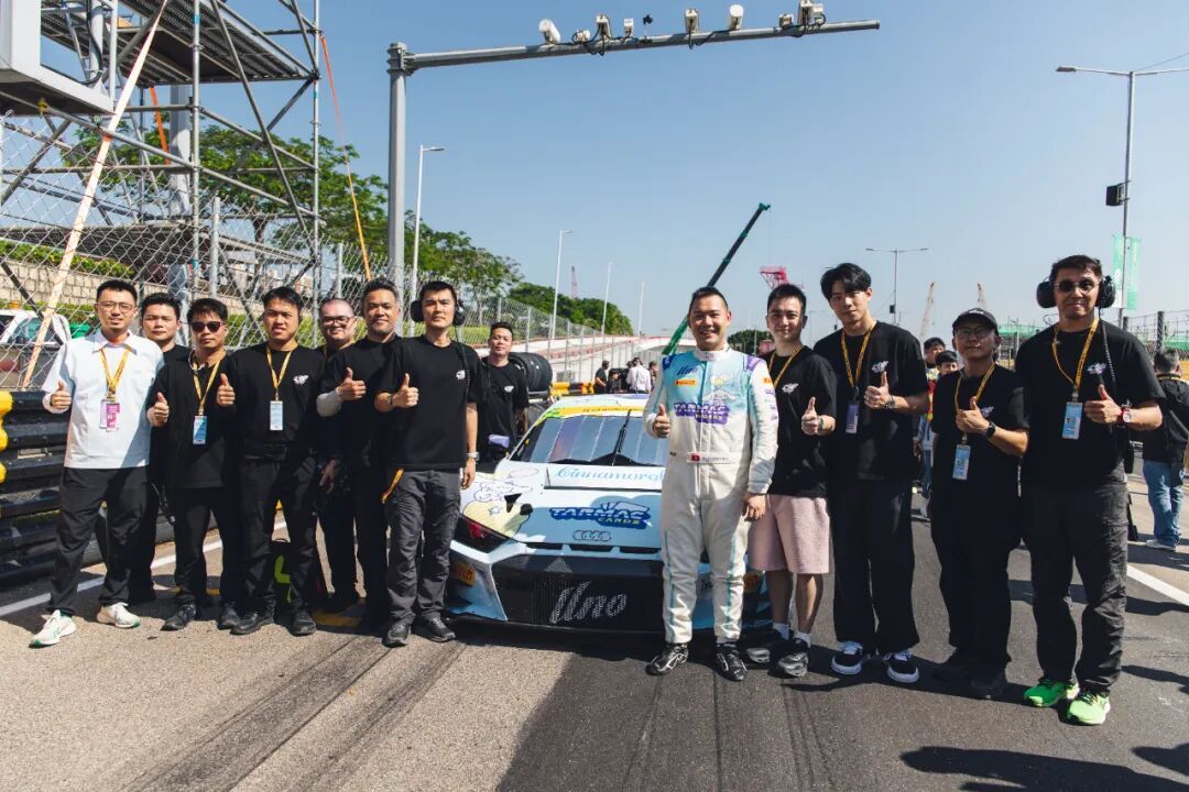 Tým Uno Racing dokončil Světový pohár FIA GT 2025